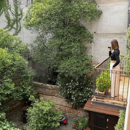 Palea Poli Boutique