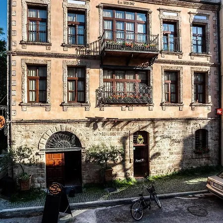 Palea Poli Boutique 4*
